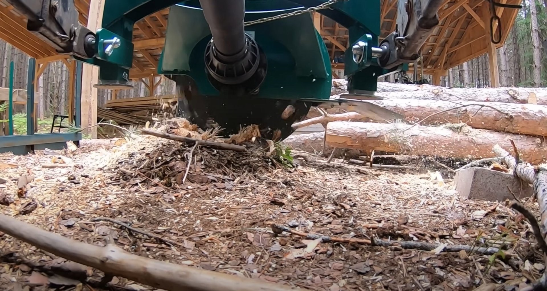 Professional tree maintenance equipment and lumber processing